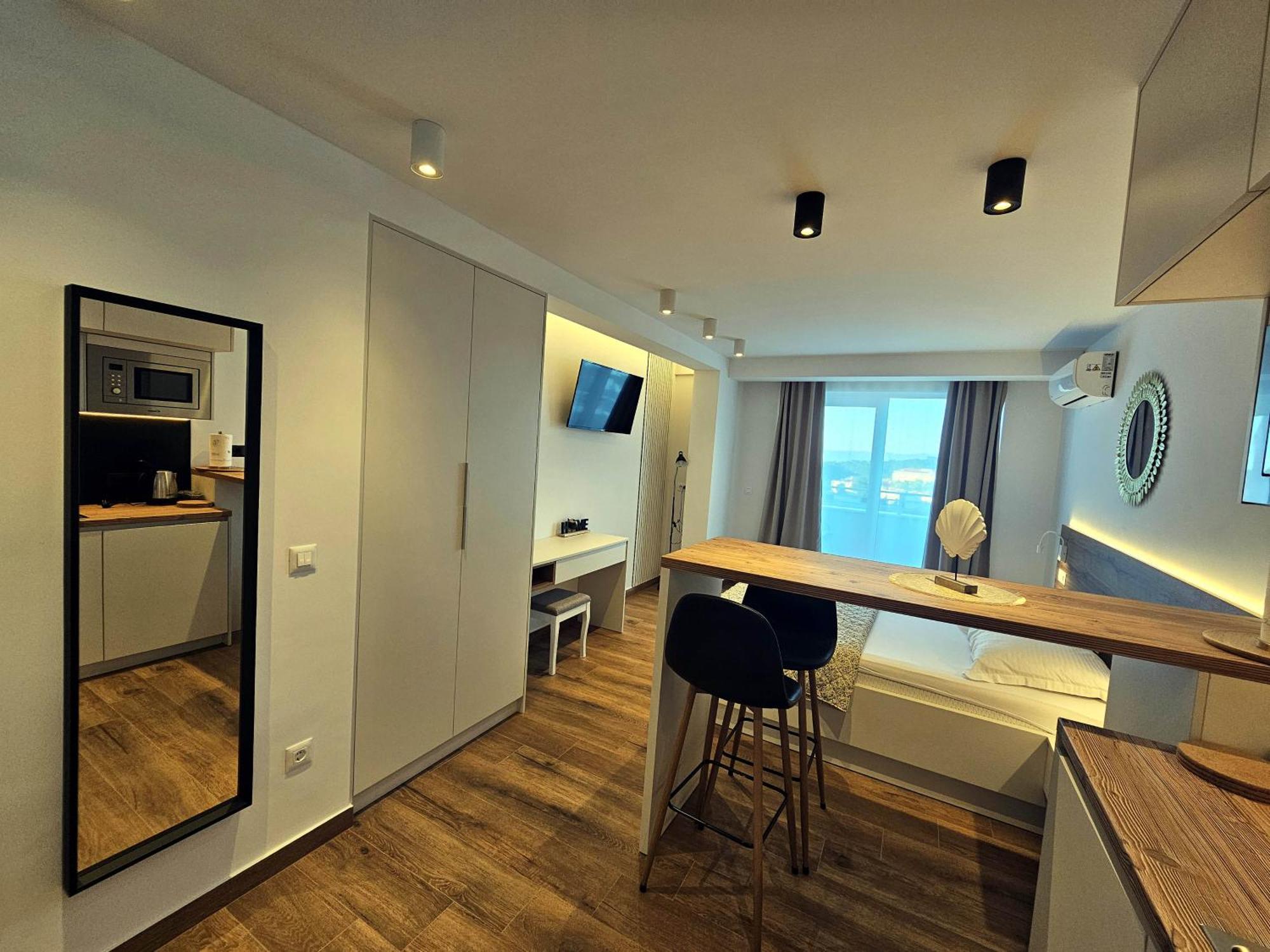 Apartmani Sole Makarska Exterior foto